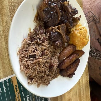 Jamaica Taste - Small Oxtails Meal - Caribbean Near Me - Savannah, Georgia
