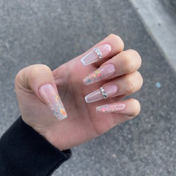 Pink Mani Nails - Beautiful set done by Lisa! So cute an dainty just perfect for Chinese New Years, it matched whatever ao dai I decided to wear. - Nail Salons Near Me - Anaheim, California