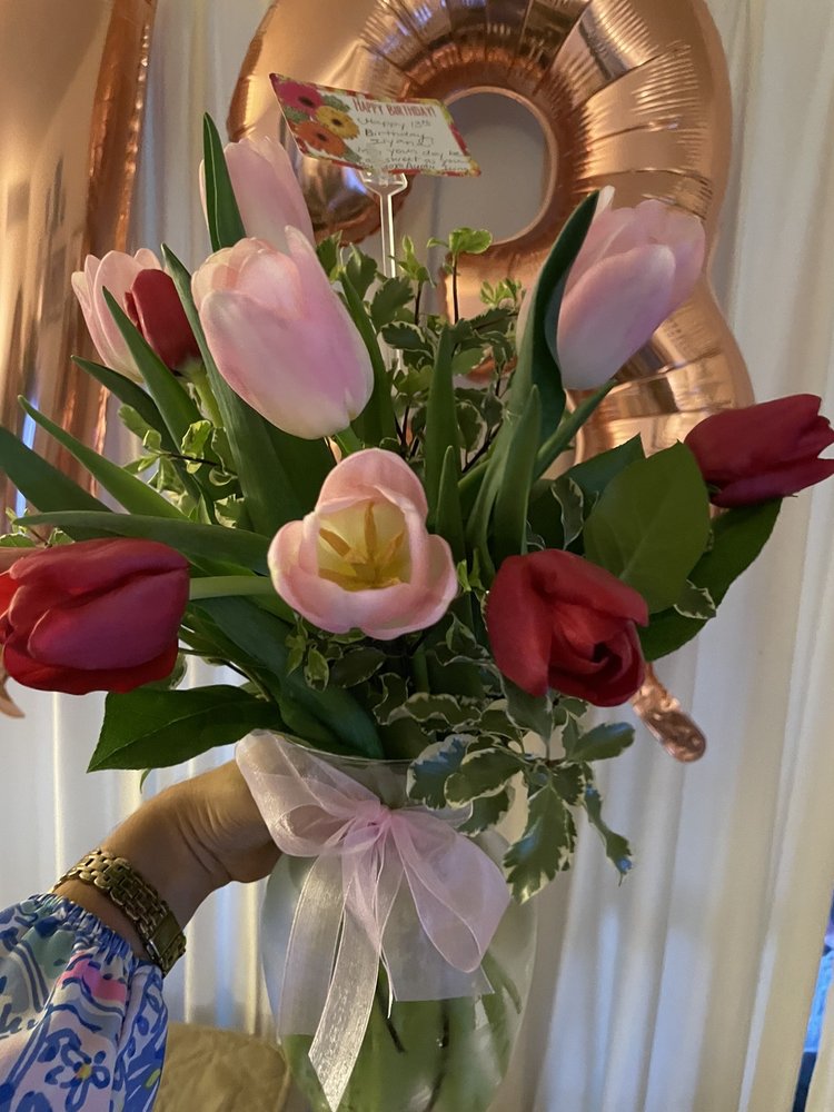 WAIPAHU FLORIST 92 Photos & 80 Reviews 94354 Hanawai Cir, Waipahu, HI Yelp