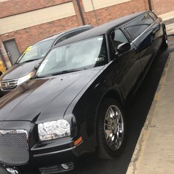 Blue Eyes Taxi And Limo - Limo