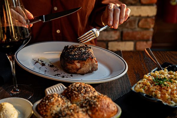 Oak Steakhouse by null