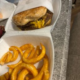 Double Cali Burger x Curly Fries (One Size) Double Cali Burger x Curly Fries (One Size)