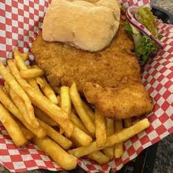 Hillside Sports Bar & Grill