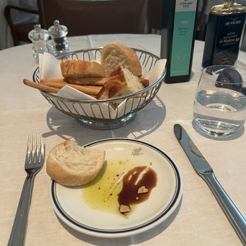 Cipriani - Excellent bread basket - Italian Near Me - Las Vegas, Nevada Cipriani - Excellent bread basket - Italian Near Me - Las Vegas, Nevada