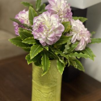 Wisteria Rockridge - Florists Near Me - Oakland, California Wisteria Rockridge - Florists Near Me - Oakland, California
