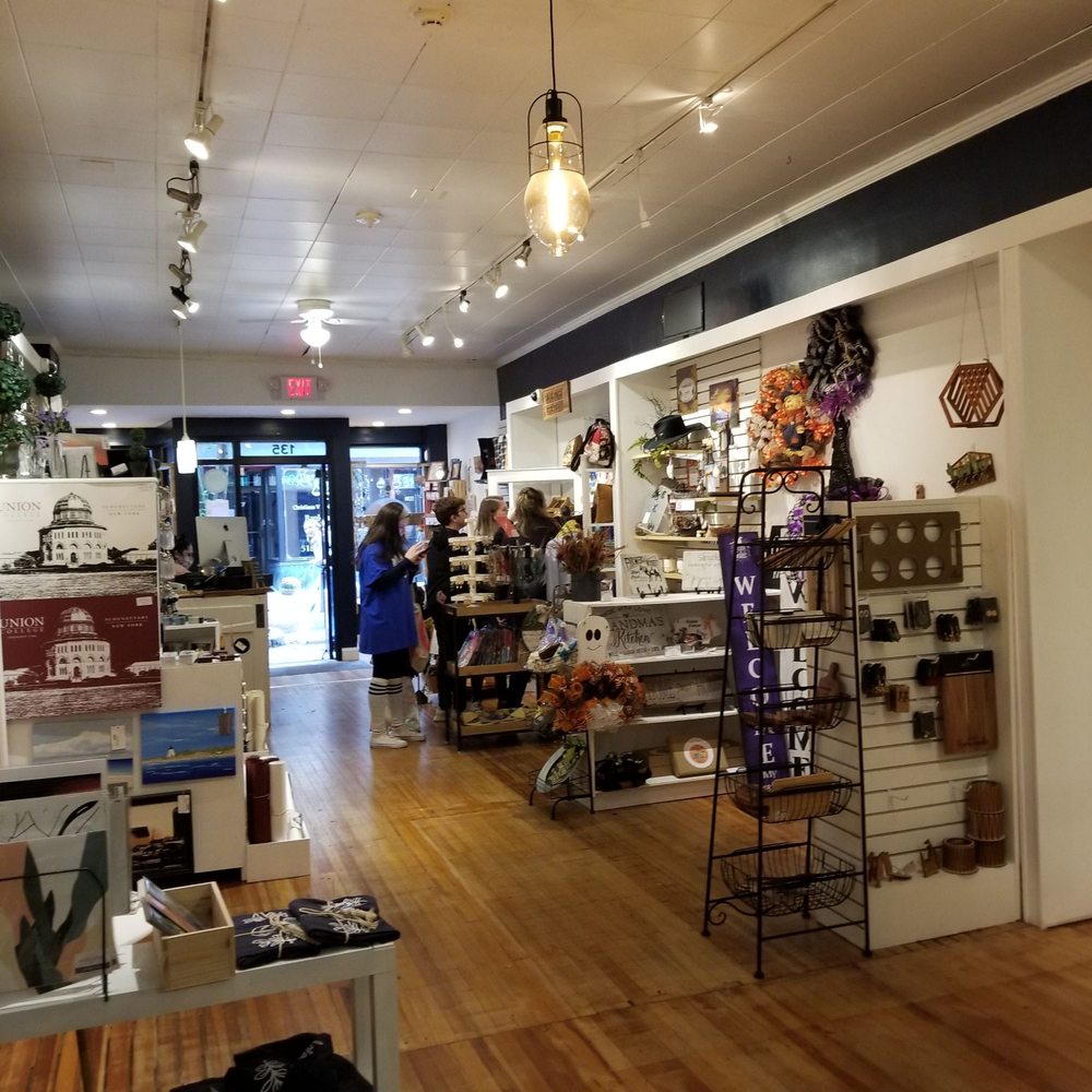 JAY ST COLLECTIVE Updated 2024 135 Jay St, Schenectady, New York