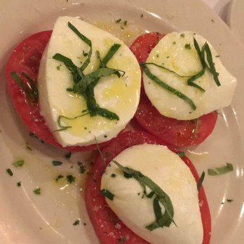 Francesca's Amici - Insalata Caprese - really, really good! - Italian Near Me - Elmhurst, Illinois