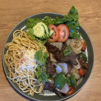 Me’s Kitchen - Bo Luc Lac - Shaking beef served with garlic noodles! - Vietnamese Near Me - Sacramento, California Me’s Kitchen - Bo Luc Lac - Shaking beef served with garlic noodles! - Vietnamese Near Me - Sacramento, California