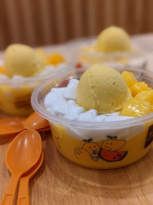 Hui Lau Shan by null