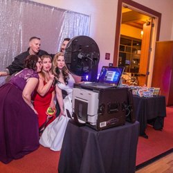 Fretty's DJ, Limousine and Photobooth Service - Photo booth