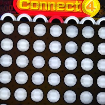 Putt-Putt Fun Center - Giant connect 4 - Amusement Parks Near Me - Arlington, Texas