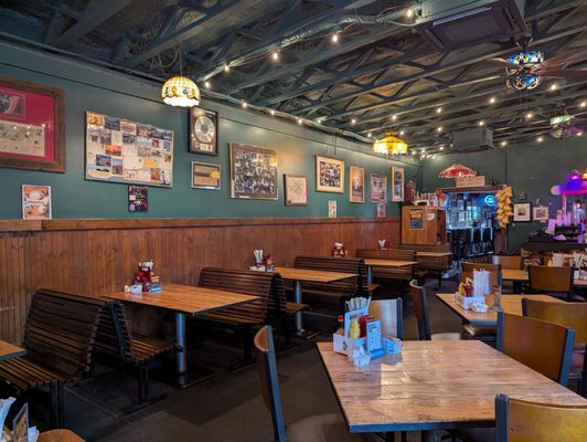 Brown's Diner by null