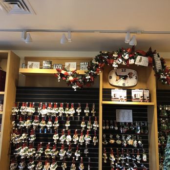 A Christmas to Remember - Holiday Decorations Near Me - Newport, Rhode Island