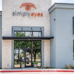 Simply Eyes - Front of store