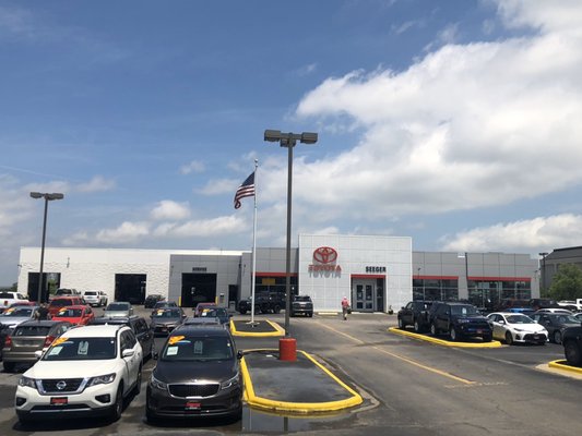 Seeger Toyota of St Robert - Updated July 2026 - 30 Photos & 22 Reviews ...