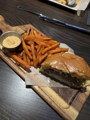 The Tavern at Lakeside by null