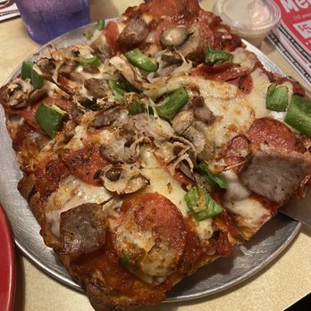 Scarfallato's Towne House - Pizza - passable. - Pizza Near Me - Honesdale, Pennsylvania Scarfallato's Towne House - Pizza - passable. - Pizza Near Me - Honesdale, Pennsylvania