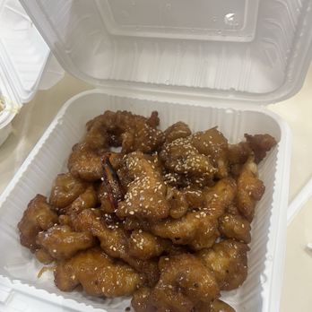 Chin's Szechwan - Encinitas - Spicy Honey & Sesame Chicken - Chinese Near Me - Encinitas, California Chin's Szechwan - Encinitas - Spicy Honey & Sesame Chicken - Chinese Near Me - Encinitas, California