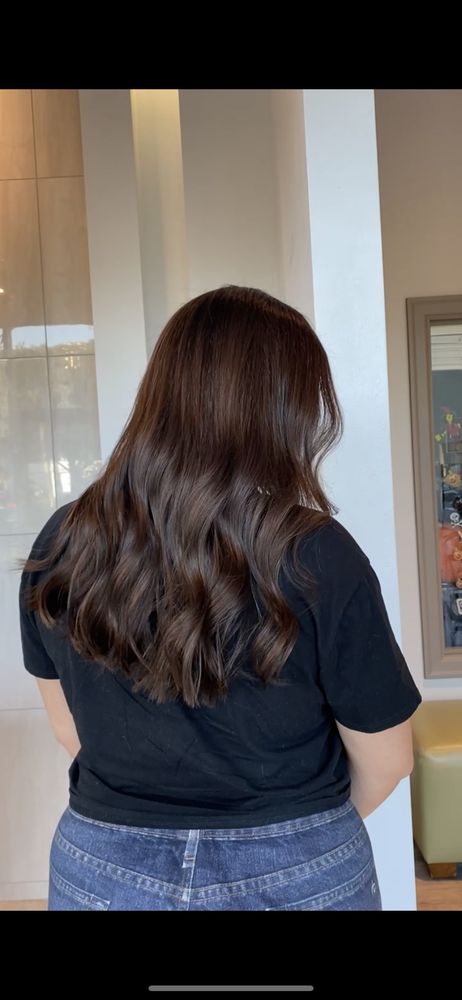 Madeline's Beauty Shop and Blow-dry bar Image