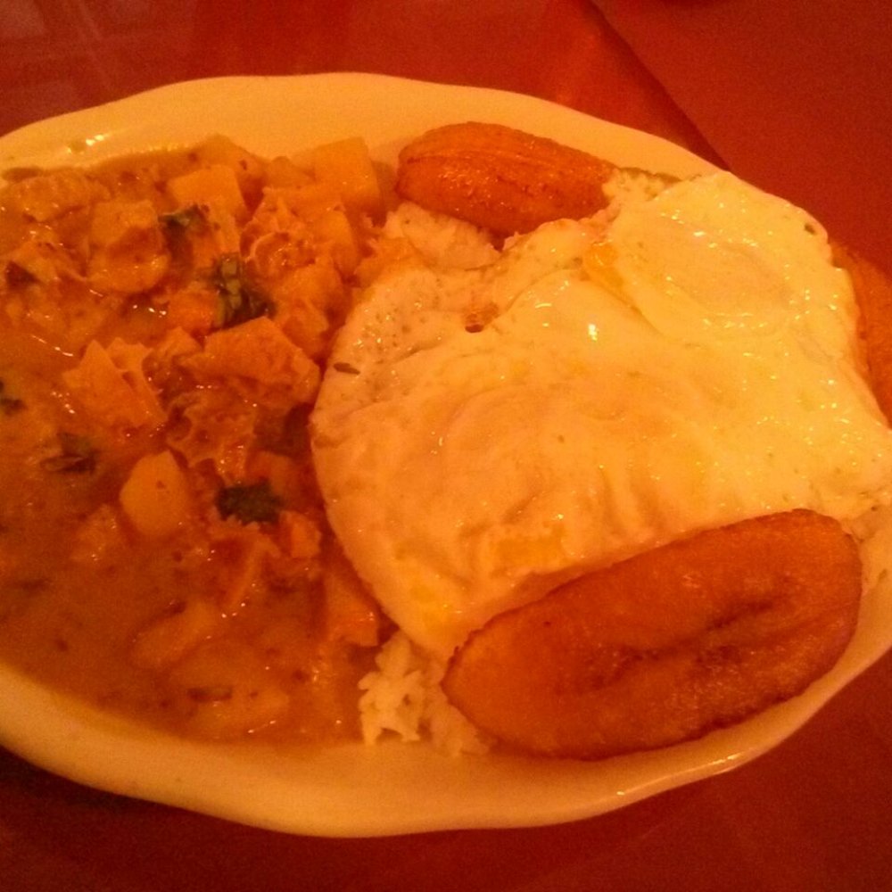 Sari's Kitchen - Guatita - Ecuadorian beef tripe stew with fried yellow plantain, fried eggs and rice. - Latin American Near Me - Hackensack, New Jersey Sari's Kitchen - Guatita - Ecuadorian beef tripe stew with fried yellow plantain, fried eggs and rice. - Latin American Near Me - Hackensack, New Jersey