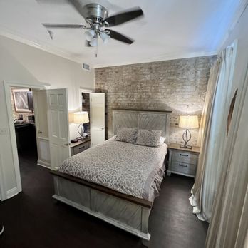 Quarter House Resort - Hotels Near Me - New Orleans, Louisiana Quarter House Resort - Hotels Near Me - New Orleans, Louisiana