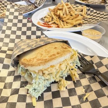 El Kourmet - Salad Near Me - Katy, Texas El Kourmet - Salad Near Me - Katy, Texas