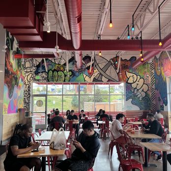 Dave's Hot Chicken - Chicken Shop Near Me - Colorado Springs, Colorado