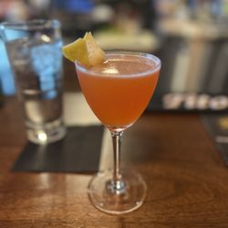 Grant’s Sidecar Bar