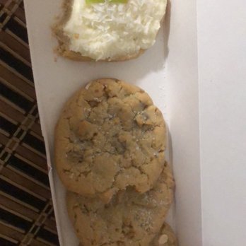 Crumbl - Viera - Bakeries Near Me - Melbourne, Florida