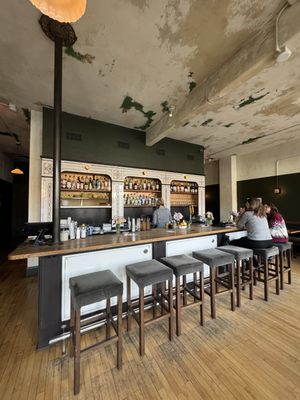 Dutch Bar by null