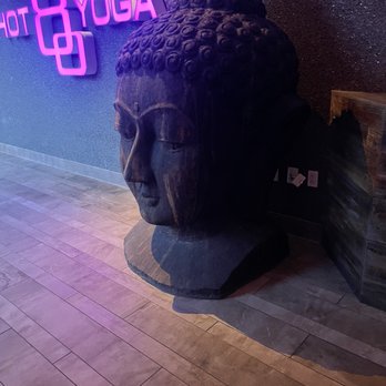 Hot 8 Yoga - Yoga Near Me - Sherman Oaks, California