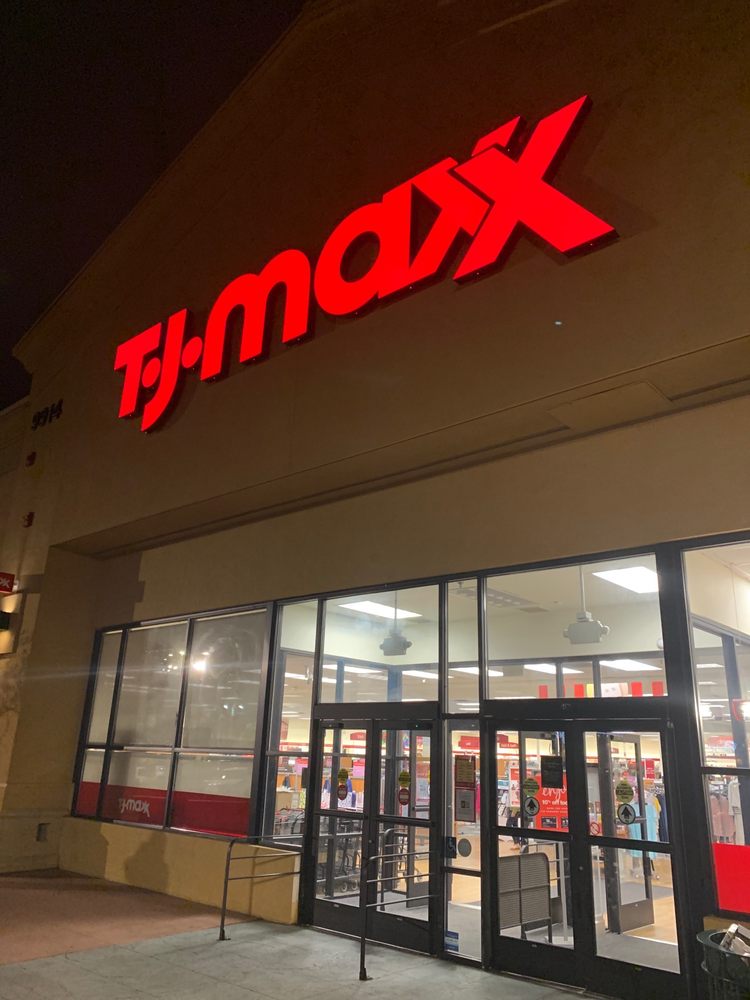 TJ MAXX - 27 Photos & 58 Reviews - 9914 Mission Gorge Rd, Santee, CA - Yelp