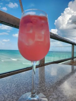 300 N Beach Rd by null