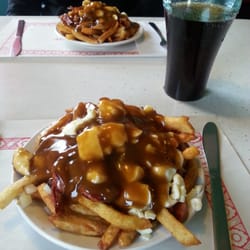 La Friterie - Poutines. Notice the thick gravy.