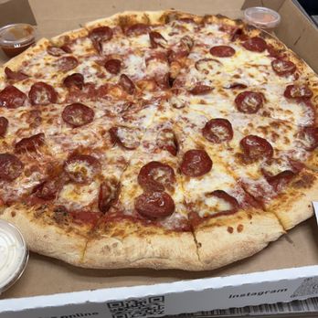 Seniore’s Pizza - Pizza Near Me - San Francisco, California Seniore’s Pizza - Pizza Near Me - San Francisco, California