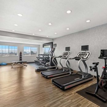 Hampton Inn Morgan Hill - Health club fitness center gym - Hotels Near Me - Morgan Hill, California Hampton Inn Morgan Hill - Health club fitness center gym - Hotels Near Me - Morgan Hill, California