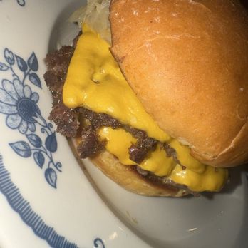 Chloe - American Smash Burger - American Near Me - Minneapolis, Minnesota