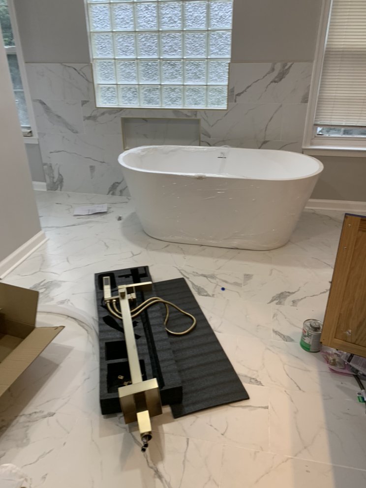 Slide of E&R pLUMBING