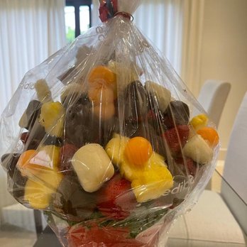 Edible Arrangements - beautifully packed - Gift Shops Near Me - North Miami Beach, Florida Edible Arrangements - beautifully packed - Gift Shops Near Me - North Miami Beach, Florida