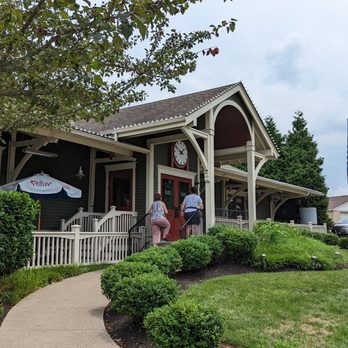 Ricardo's Grill and Pub - Restaurant exterior - American Near Me - Versailles, Kentucky Ricardo's Grill and Pub - Restaurant exterior - American Near Me - Versailles, Kentucky