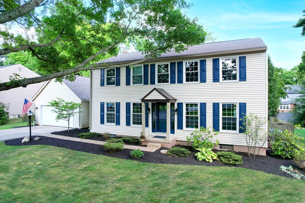 Vista Windows & Doors - Garage Door Contractor in Myerstown, PA