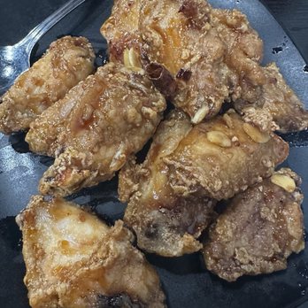 Home Eat - 30 Classic Fried Chicken Wings - Hot Pot Near Me - Sunnyvale, California