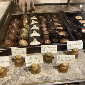La Rue du Chocolat - Chocolatiers & Shops Near Me - Laguna Beach, California La Rue du Chocolat - Chocolatiers & Shops Near Me - Laguna Beach, California