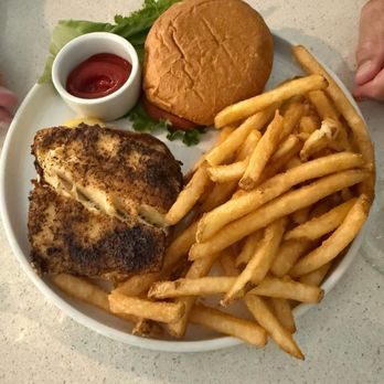 George's At Alys Beach - Blackened grouper sandwich - New American Near Me - Alys Beach, Florida
