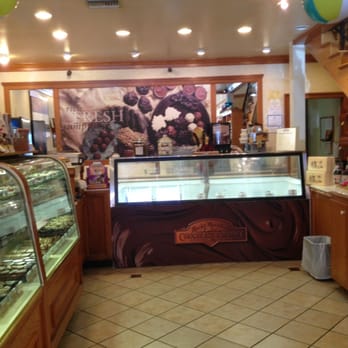Rocky Mountain Chocolate Factory - Chocolatiers & Shops Near Me - Solvang, California