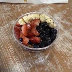 Tropical Smoothie Cafe - Açaí Bowl