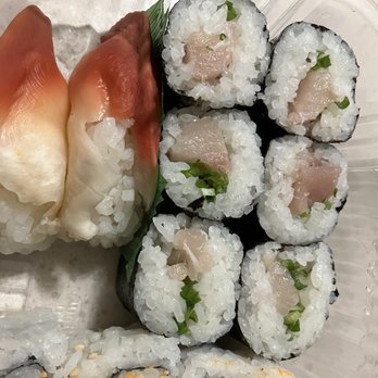 Mio Sushi - Surf Clam Nigiri and Yellowtail Roll - Japanese Near Me - Beaverton, Oregon