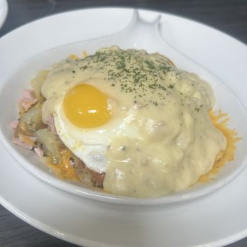 Broken Yolk Cafe - Country Skillet - American Near Me - Buena Park, California