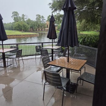 Back Table Kitchen & Bar - Bars Near Me - The Woodlands, Texas