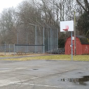 Bartholomew County Park - basketball goal and baseball field - Parks Near Me - Columbus, Indiana Bartholomew County Park - basketball goal and baseball field - Parks Near Me - Columbus, Indiana